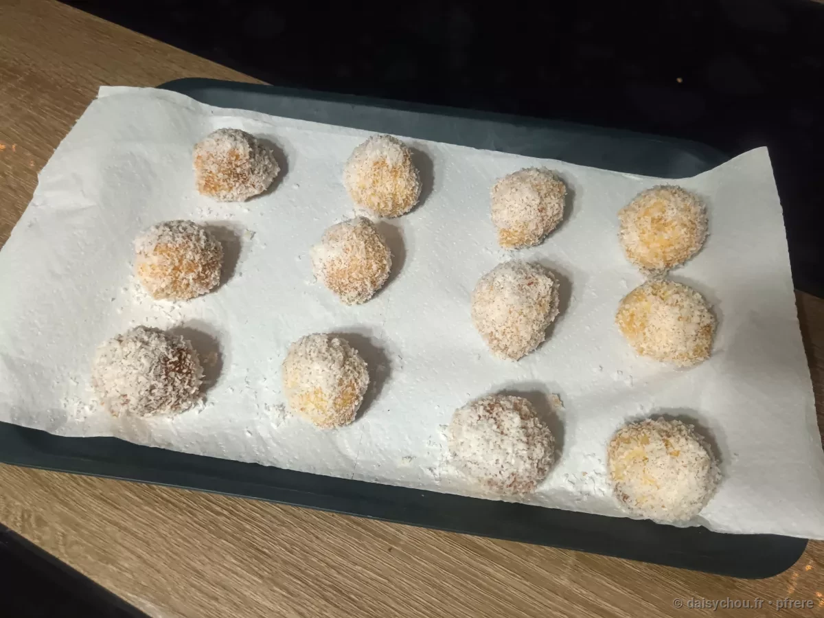 Boules coco à la confiture - Recette au barbecue Ninja