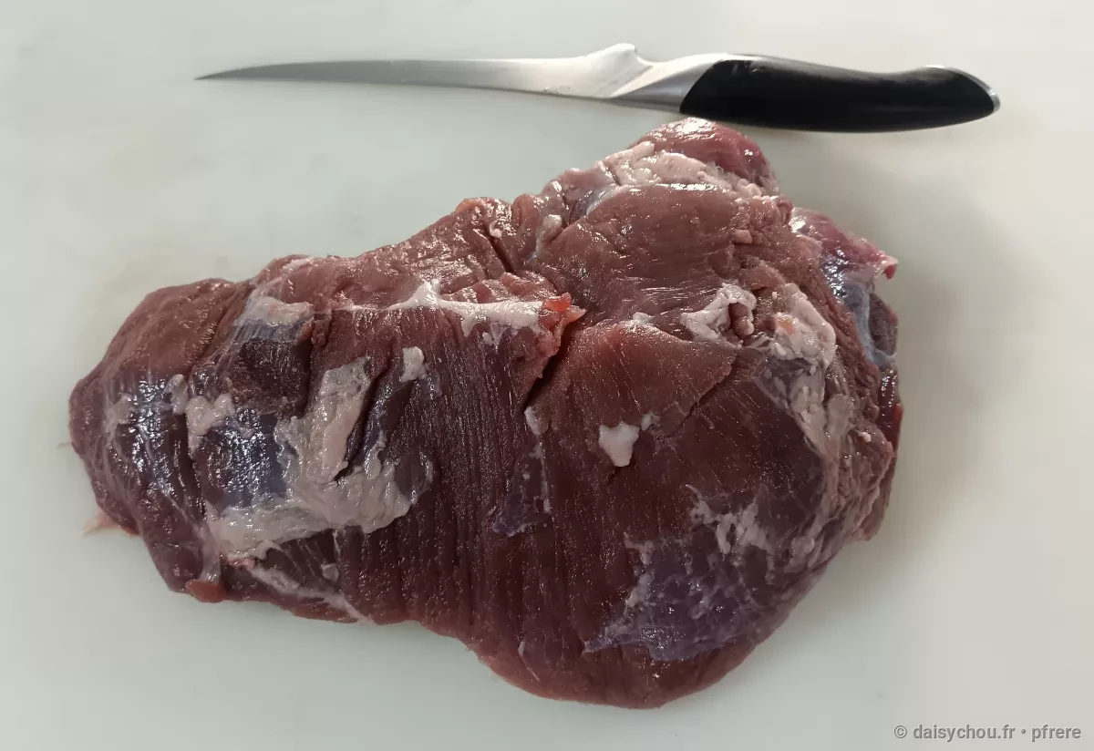 Vue secondaire de la recette Haut de Cuisse de Sanglier Juteux, Cuisson Douce et Jus Lié 