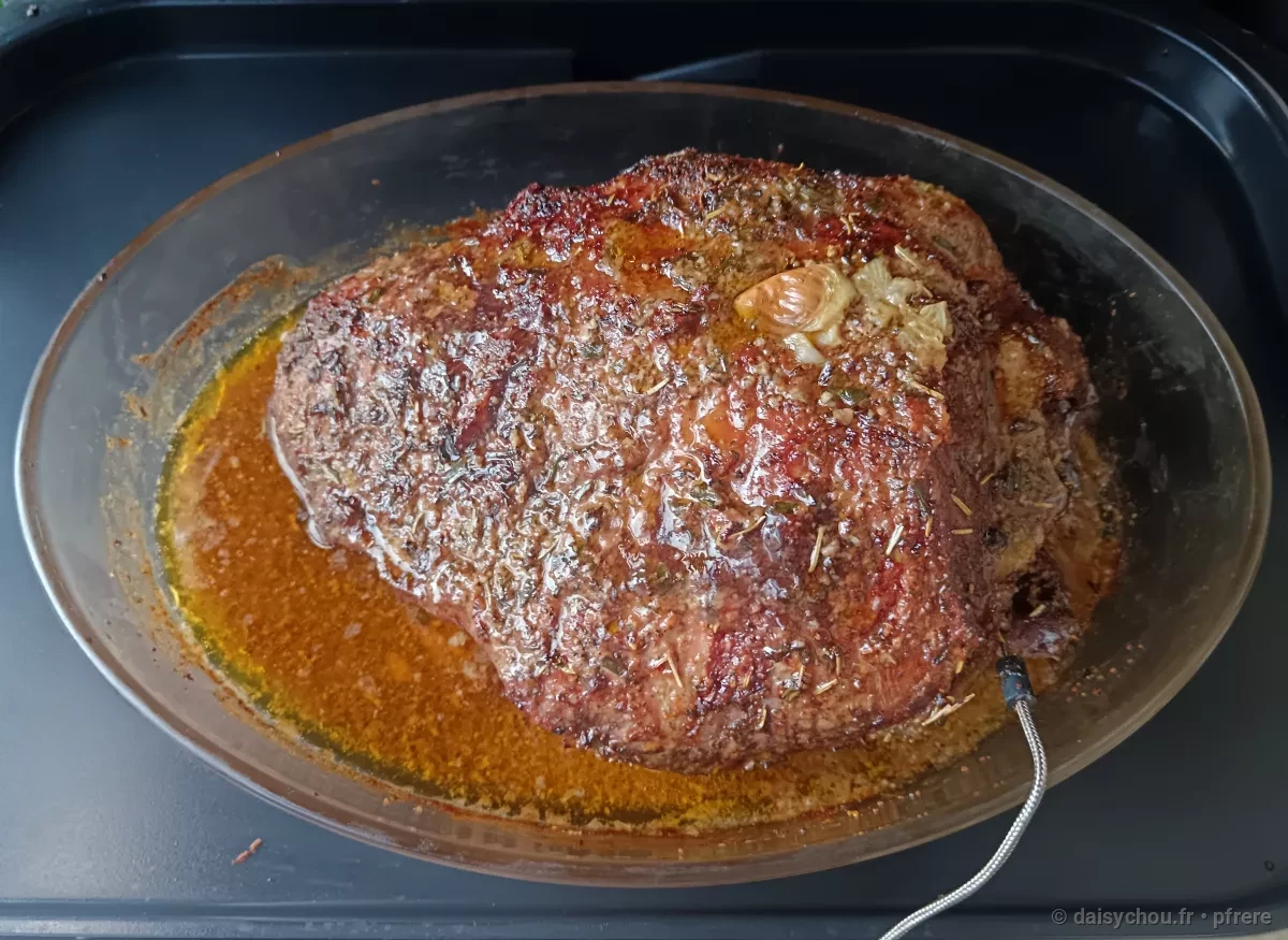 Vue secondaire de la recette Haut de Cuisse de Sanglier Juteux, Cuisson Douce et Jus Lié 